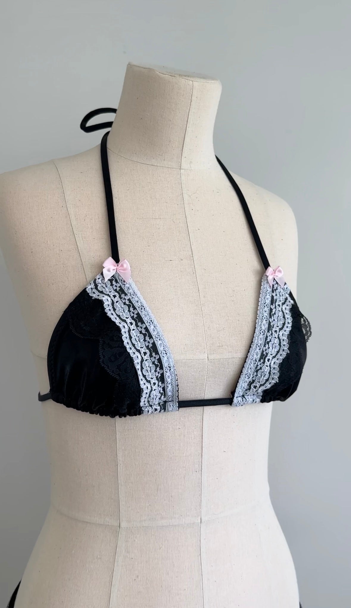 LACED Top - Black Pearl